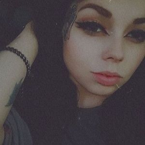 Meet your Posher, Katelynn